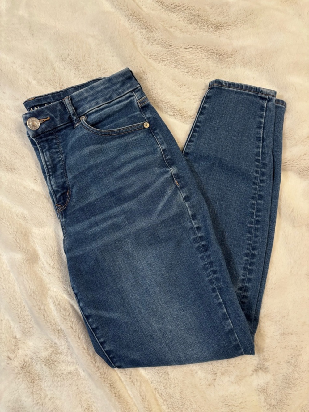 American Eagle Outfitters Curvy Hi-Rise Jegging